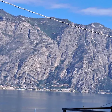 アパート Ciclamino