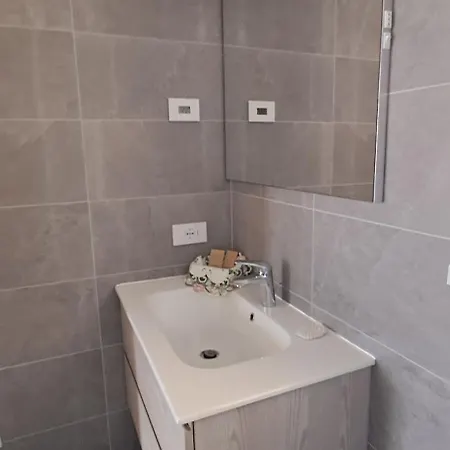 شقة Ciclamino مالتشيزينيه